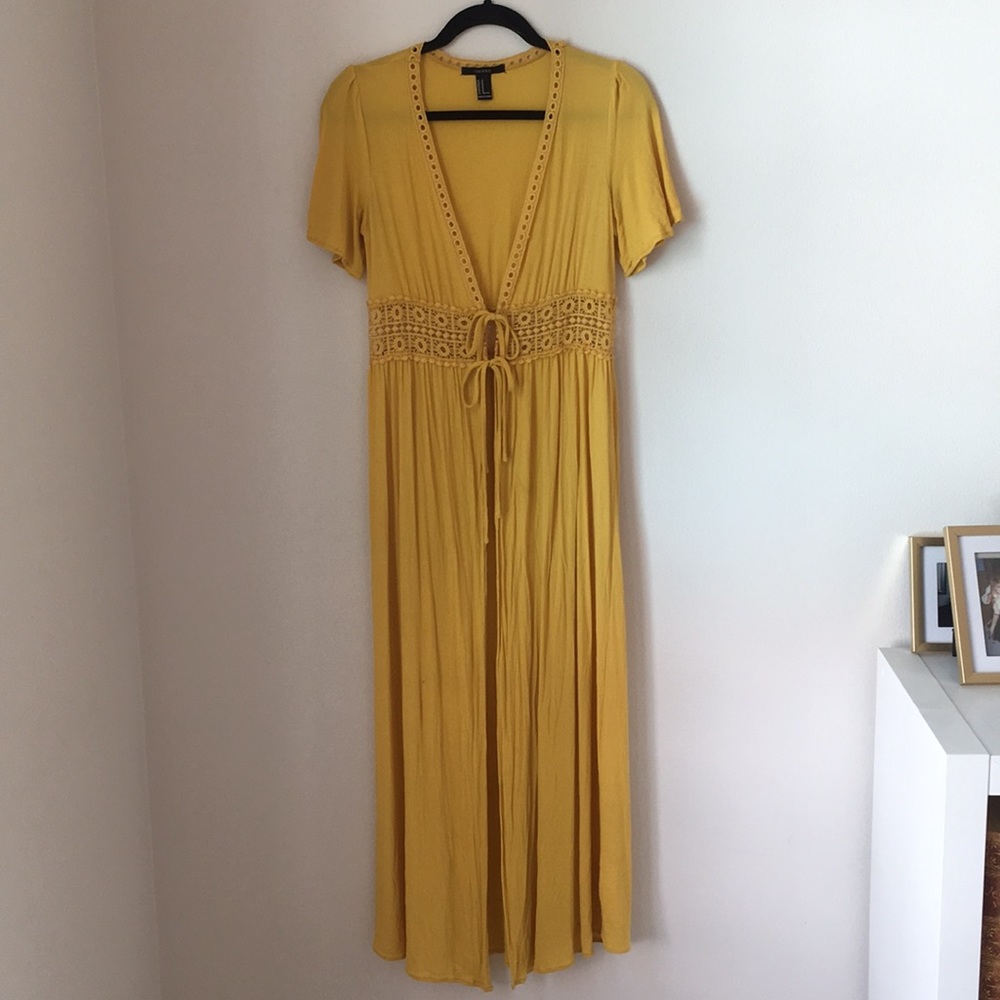 YELLOW OPEN FRONT TIE DRESS